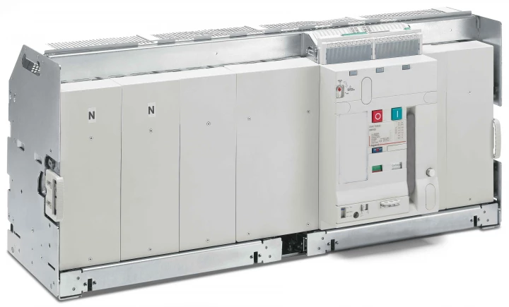 Rozłącznik mocy powietrzny 6300A 4P DMX3-I 6300 wysuwny 028978