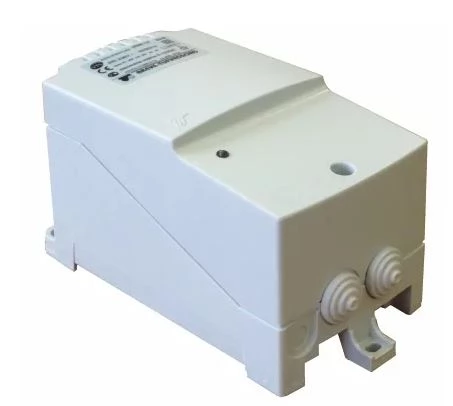 ARWE 1-F pięciostopniowy autotransformator IP54 regulator prędkości obrotowej wentylatora w obudowie sterowany sygnałem 0-10VDC