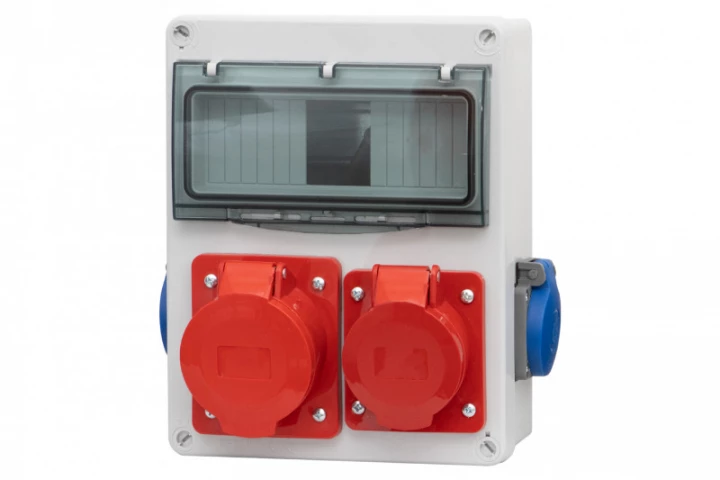 Rozdzielnica R-240 8M - gniazda 2x16A 5p, 2x230V /8 modułów/ IP44