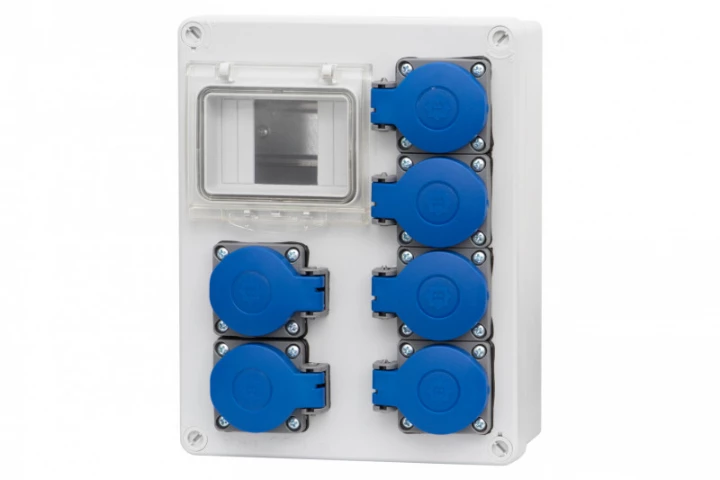 Rozdzielnica R-240 4M - gniazda 6x230V /4 moduły/ IP44