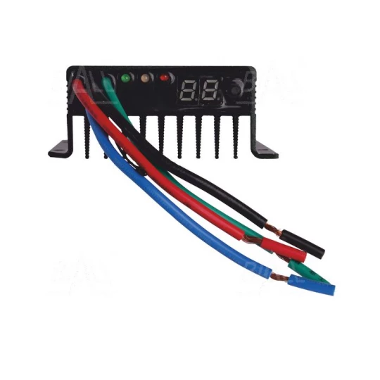 Regulator ładowania solarny PWM SKC-20A-12/24V-LC,  IP68