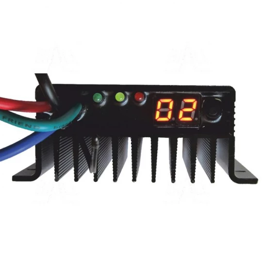 Regulator ładowania solarny PWM SKC-20A-12/24V-LC,  IP68