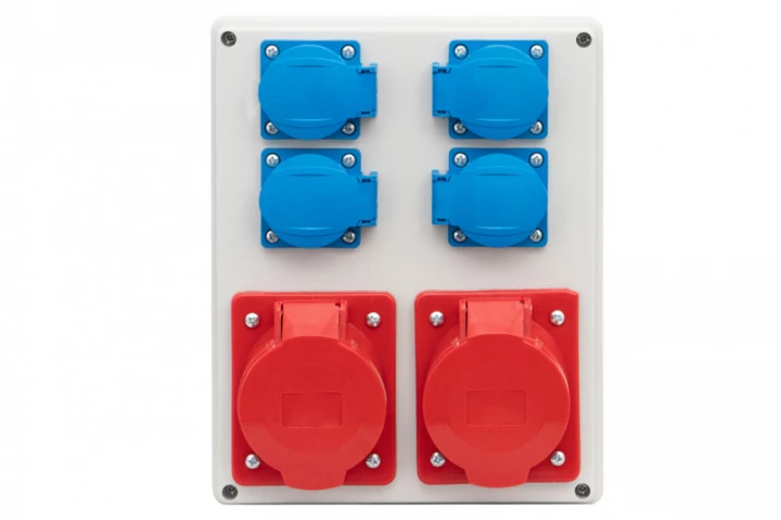 Rozdzielnica R-240 - gniazda 2x32A 5p, 4x230V IP44