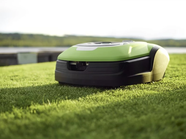 Robot koszący Greenworks OptiMow 15 GSM 1500 m2