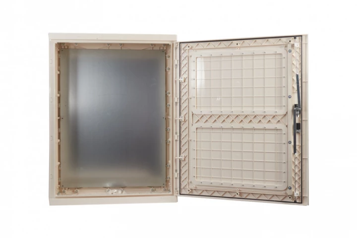 Szafa z tworzywa 750x1000x300 mm IP65