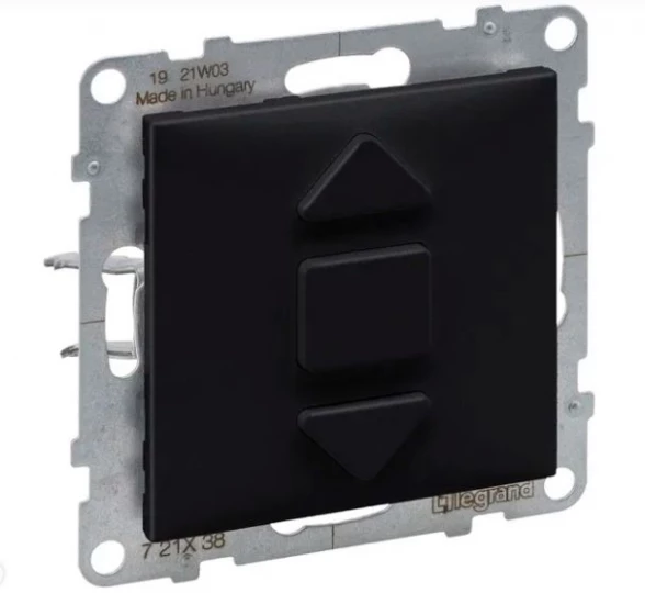 SUNO2 Przyciskowy łącznik rolet czarny 3 pozycyjny 6A 250V 721438