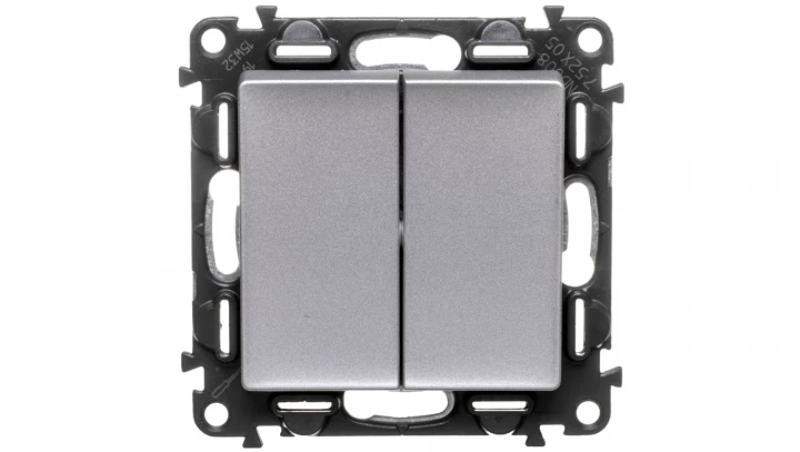 VALENA LIFE Łącznik świecznikowy aluminium 752305