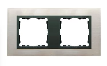 Simon 82 Ramka podwójna pozioma metalowa stal inox/ ramka pośrednia grafitowa 82827-37