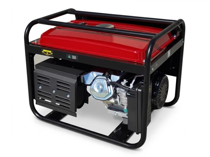 Agregat prądotwórczy 3-fazowy AVR AGP-5500-3F 5000W / 5500W