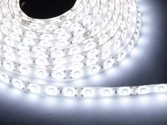 TAŚMA LED SMD 5050 300 diod BARWA ŚWIATŁA ZIMNO BIAŁA (ROLKA=5M)