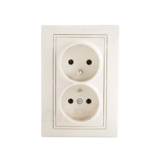 DOMO Gniazdo podwójne kompletne śrubowe 16A 250V kremowy 011261103 24798
