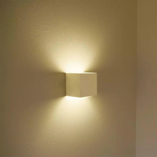 Kinkiet LED VT-759 6W 3000K 660lm BIAŁY KWADRAT IP65 A++ 7079