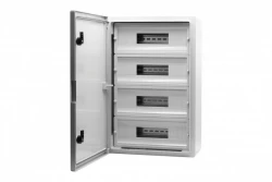 Szafa z tworzywa M 400x600x200 mm IP65 4 rzędy 64 moduły