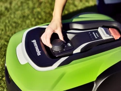 Robot koszący Greenworks OptiMow 10 GSM, 1000 m2