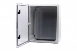 Szafa z tworzywa 400x500x240 mm IP65 drzwi przeźroczyste