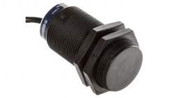 Czujnik indukcyjny M30 15mm 12-24V AC/DC PNP/NPN 1Z/1R kabel 2m XS4P30KP340