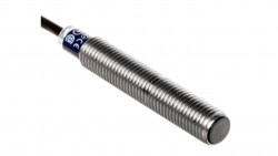 Czujnik indukcyjny M8 2,5mm 12-48V DC PNP 1R kabel 2m XS608B1PBL2