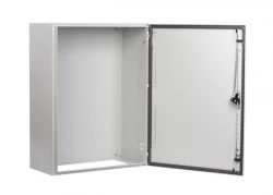Obudowa metalowa wisząca 800x600x300mm IP66 IK10 z płytą montażową PanelSeT S3D Schneider Electric NSYS3D8630P
