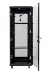 Szafa RACK 19″ stojąca 32U 600 × 600 mm z wyposażeniem czarna INL-RS-32U-6060-S-C Incobex