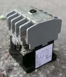 STYCZNIK SLA16/I 32A 220V 50Hz