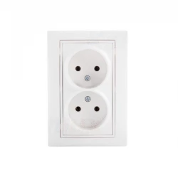 DOMO Gniazdo podwójne bez uziemienia kompletne śrubowe 16A 250V biały 011280102 24741