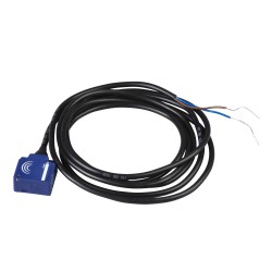 Czujnik indukcyjny XS7 26x26x13, PBT, Sn10mm, 12..24VDC, przew. 2m XS7E1A1NBL2